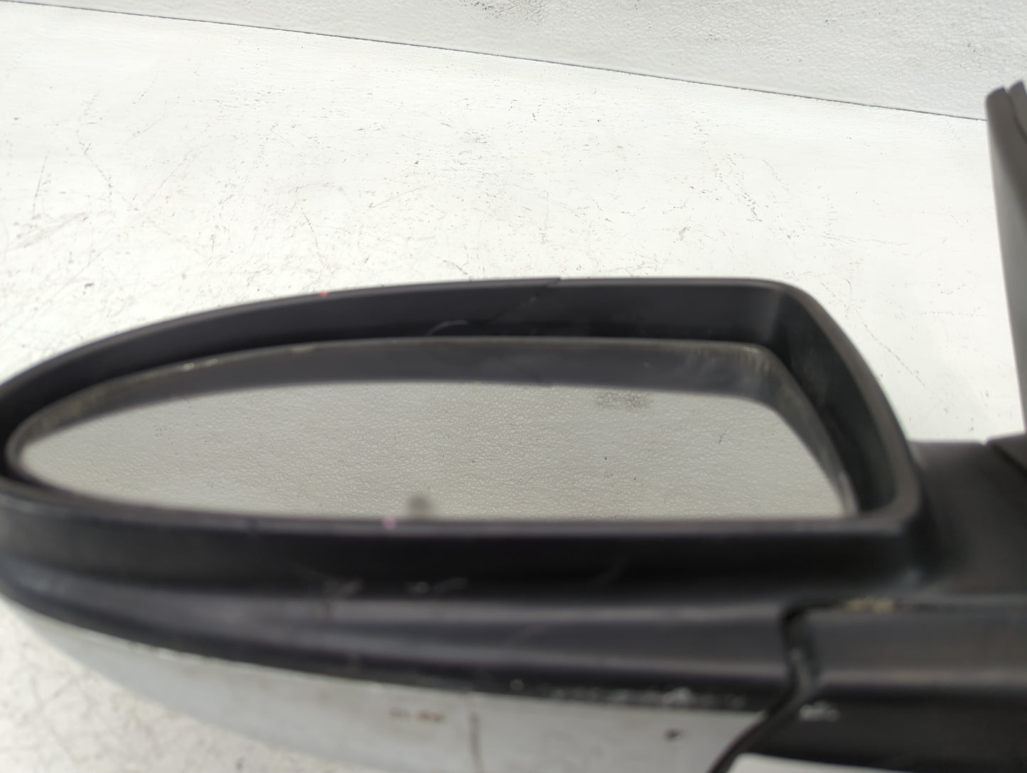 2008-2009 Hyundai Accent Driver Side View Mirror - Left Door Mirror OEM Used - Oemusedautoparts1.com