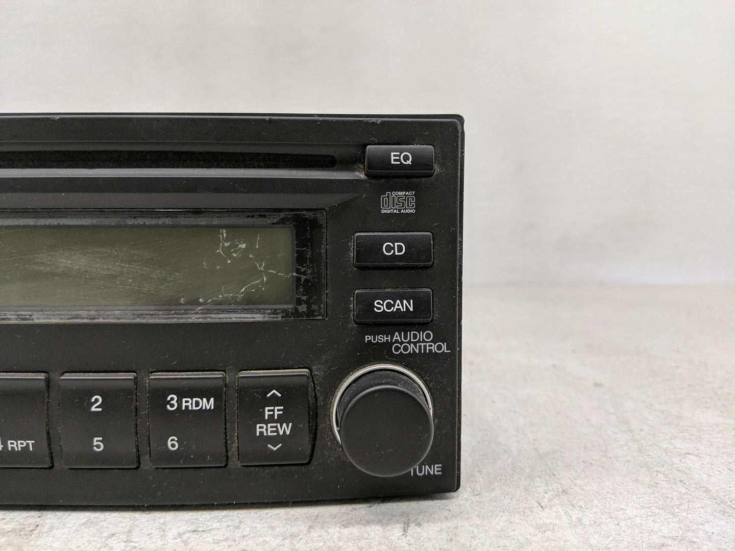 2006-2011 Hyundai Accent Radio AM FM Cd Player Receiver Replacement Fits Fits 2006 2007 2008 2009 2010 2011 OEM Used Auto Pa