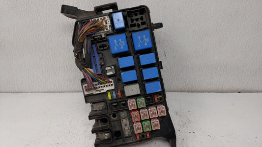 2006-2011 Hyundai Accent Fusebox Fuse Box Panel Relay Module P/N:91280-1E150 91940-1E101 Fits Fits 2006 2007 2008 2009 2010 2011 OEM Used Auto Parts