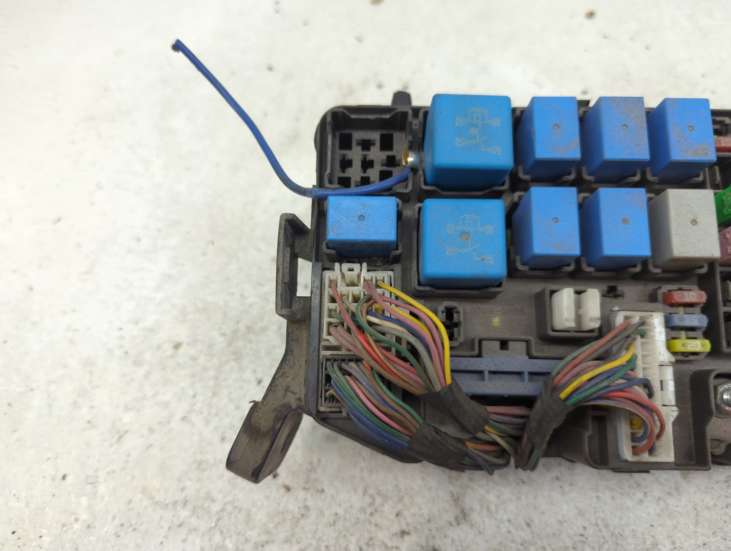 2006-2011 Hyundai Accent Fusebox Fuse Box Panel Relay Module P/N:91203-1E355A Fits Fits 2006 2007 2008 2009 2010 2011 OEM Us