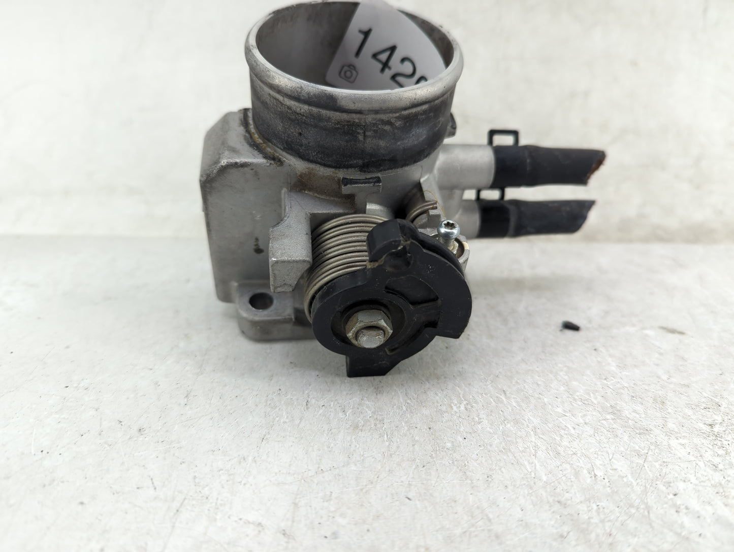 2006-2011 Hyundai Accent Throttle Body Fits Fits 2006 2007 2008 2009 2010 2011 OEM Used Auto Parts - Oemusedautoparts1.com