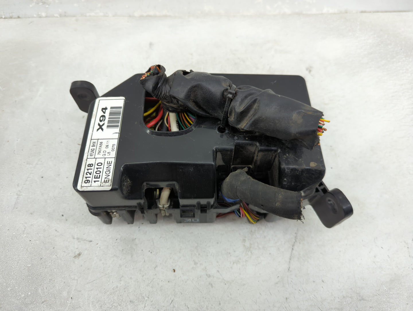 2006-2011 Hyundai Accent Fusebox Fuse Box Panel Relay Module P/N:91218 1E010 Fits Fits 2006 2007 2008 2009 2010 2011 OEM Use