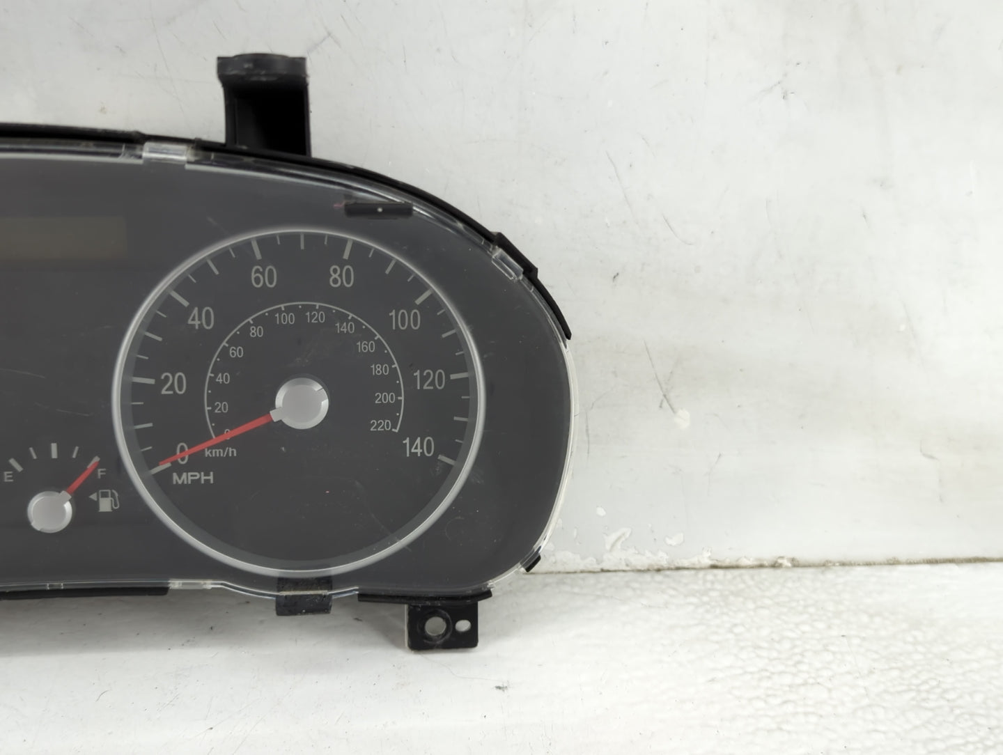 2006-2008 Hyundai Accent Instrument Cluster Speedometer Gauges P/N:94001-1E173 Miles: Fits Fits 2006 2007 2008 OEM Used Auto