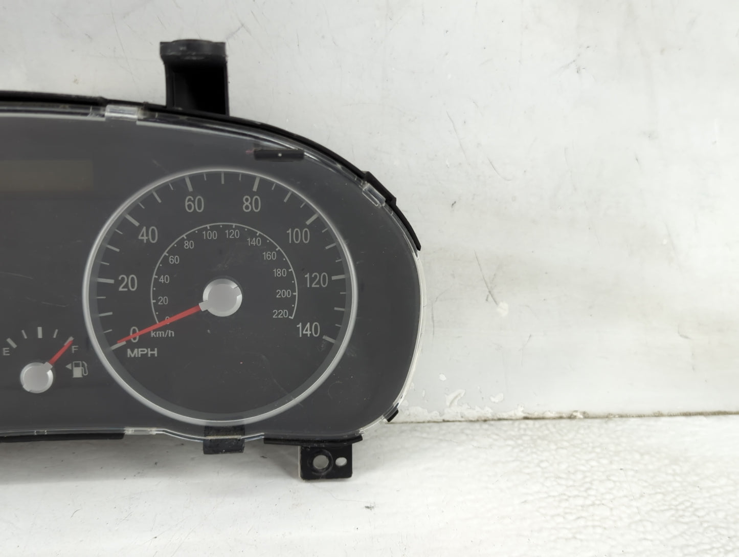 2006-2008 Hyundai Accent Instrument Cluster Speedometer Gauges P/N:94001-1E173 Miles: Fits Fits 2006 2007 2008 OEM Used Auto