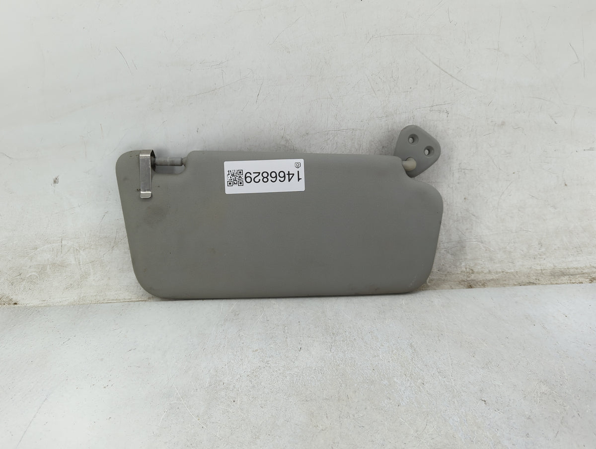 2008 Hyundai Accent Sun Visor Shade Replacement Passenger Right Mirror Fits OEM Used Auto Parts - Oemusedautoparts1.com