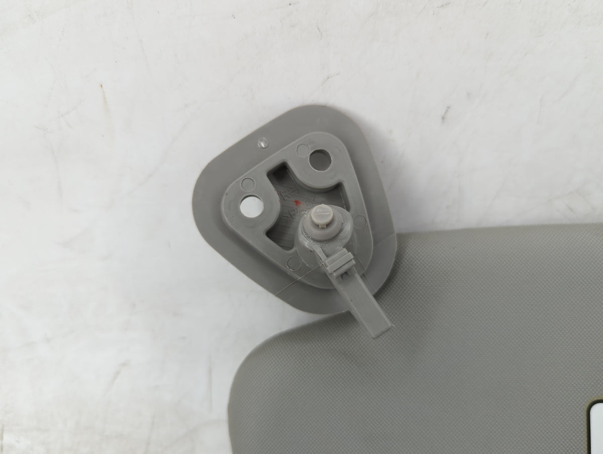 2008 Hyundai Accent Sun Visor Shade Replacement Passenger Right Mirror Fits OEM Used Auto Parts - Oemusedautoparts1.com