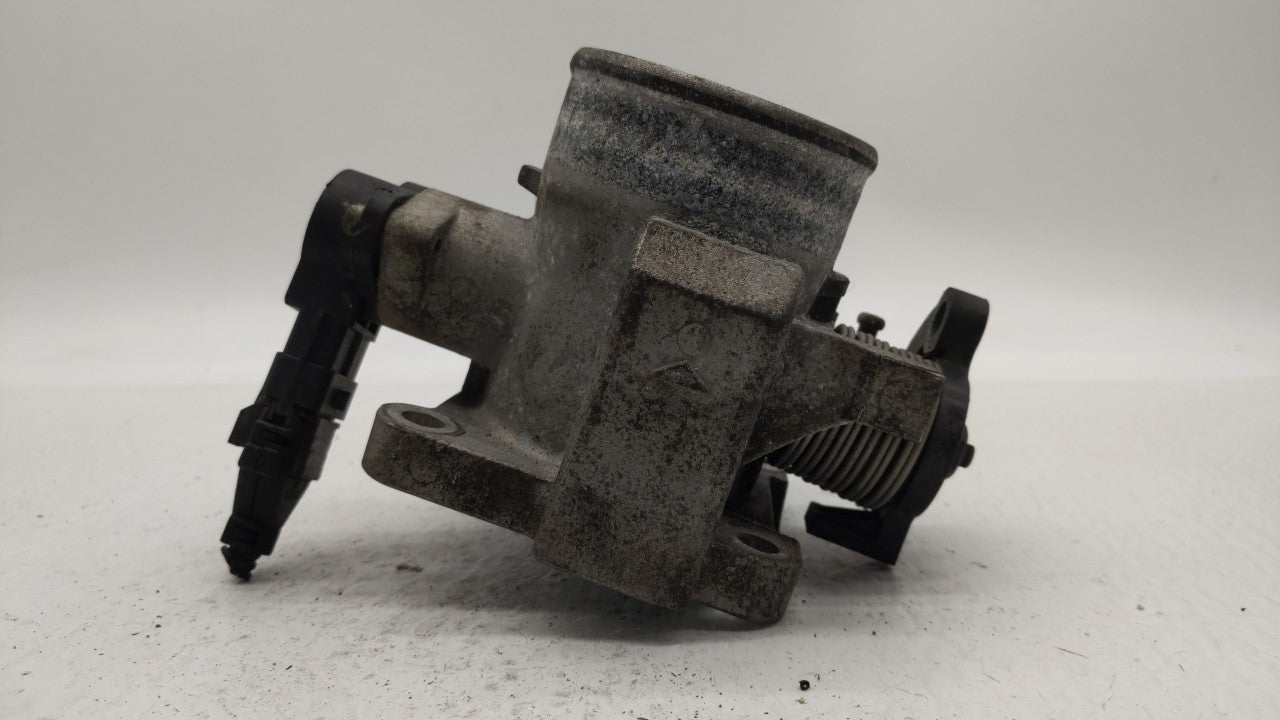 2006-2011 Hyundai Accent Throttle Body P/N:35100-26860 Fits Fits 2006 2007 2008 2009 2010 2011 OEM Used Auto Parts - Oemused