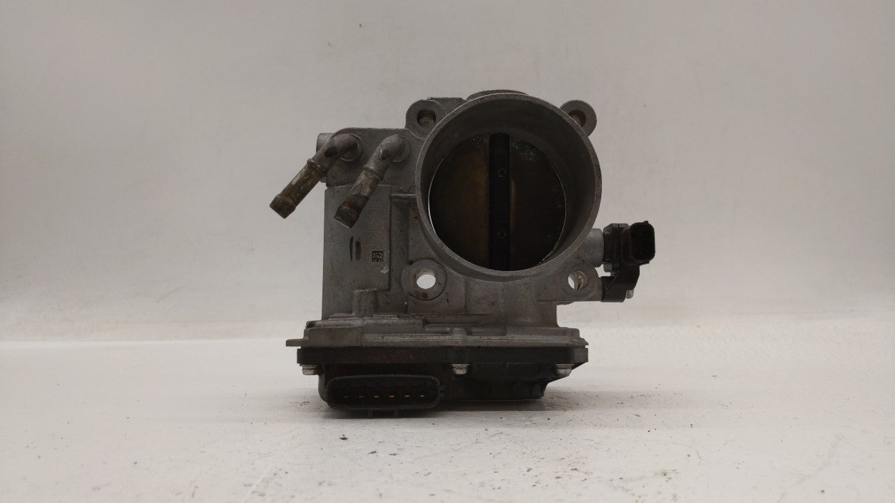 2008 Hyundai Accent Throttle Body P/N:GMC1A GMC1E Fits OEM Used Auto Parts - Oemusedautoparts1.com