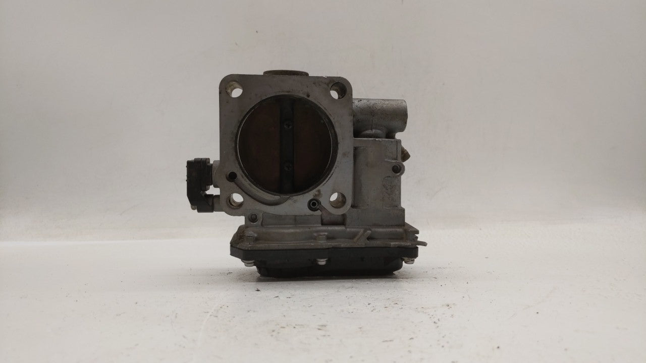 2008 Hyundai Accent Throttle Body P/N:GMC1A GMC1E Fits OEM Used Auto Parts - Oemusedautoparts1.com