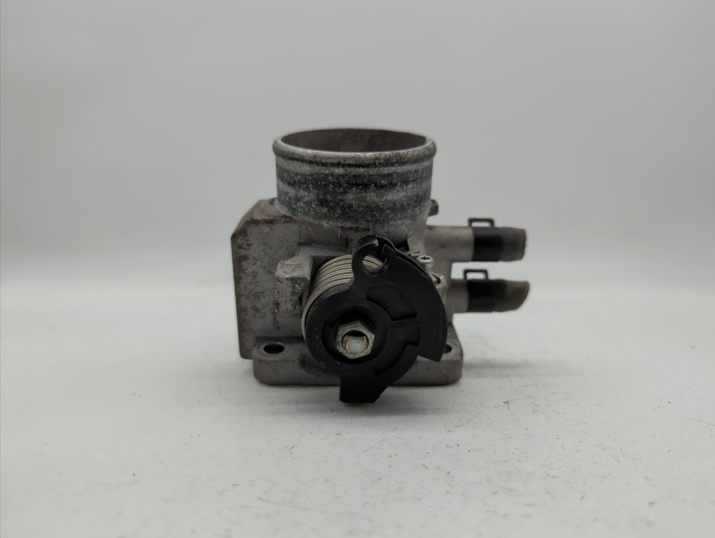 2006-2011 Hyundai Accent Throttle Body P/N:35170-26900 35100-26860 Fits Fits 2006 2007 2008 2009 2010 2011 OEM Used Auto Par
