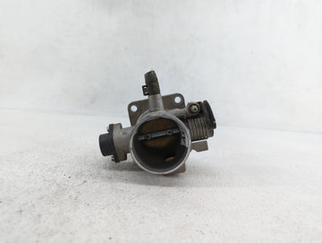 2006-2011 Hyundai Accent Throttle Body P/N:35100-26860 35170-26900 Fits Fits 2006 2007 2008 2009 2010 2011 OEM Used Auto Par
