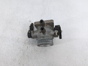 2006-2011 Hyundai Accent Throttle Body P/N:35100-26860 35170-26900 Fits Fits 2006 2007 2008 2009 2010 2011 OEM Used Auto Parts