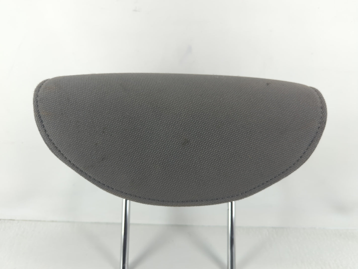2006-2008 Hyundai Accent Headrest Head Rest Rear Seat Gray - Oemusedautoparts1.com