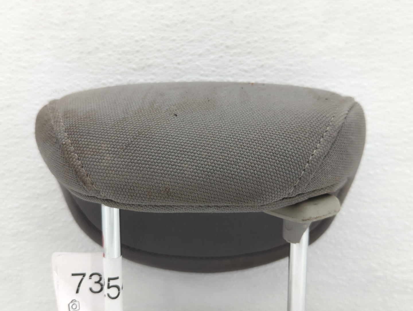 2007-2011 Hyundai Accent Headrest Head Rest Front Driver Passenger Seat Fits Fits 2007 2008 2009 2010 2011 OEM Used Auto Par