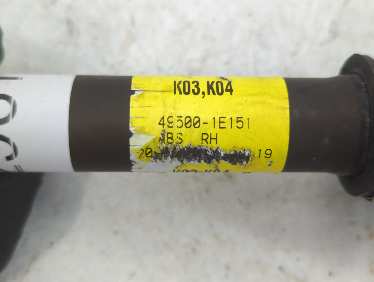 2007-2011 Hyundai Accent Axle Shaft Front Passenger Cv C/v - Oemusedautoparts1.com