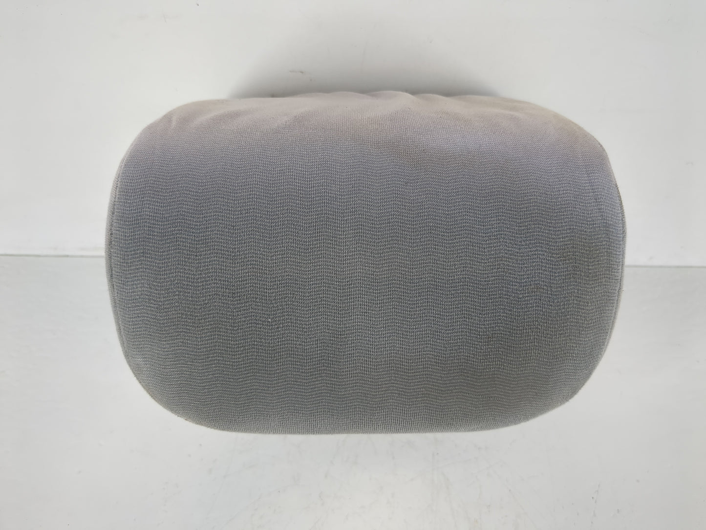 2007-2010 Hyundai Elantra Headrest Head Rest Front Driver Passenger Seat Fits Fits 2007 2008 2009 2010 OEM Used Auto Parts -