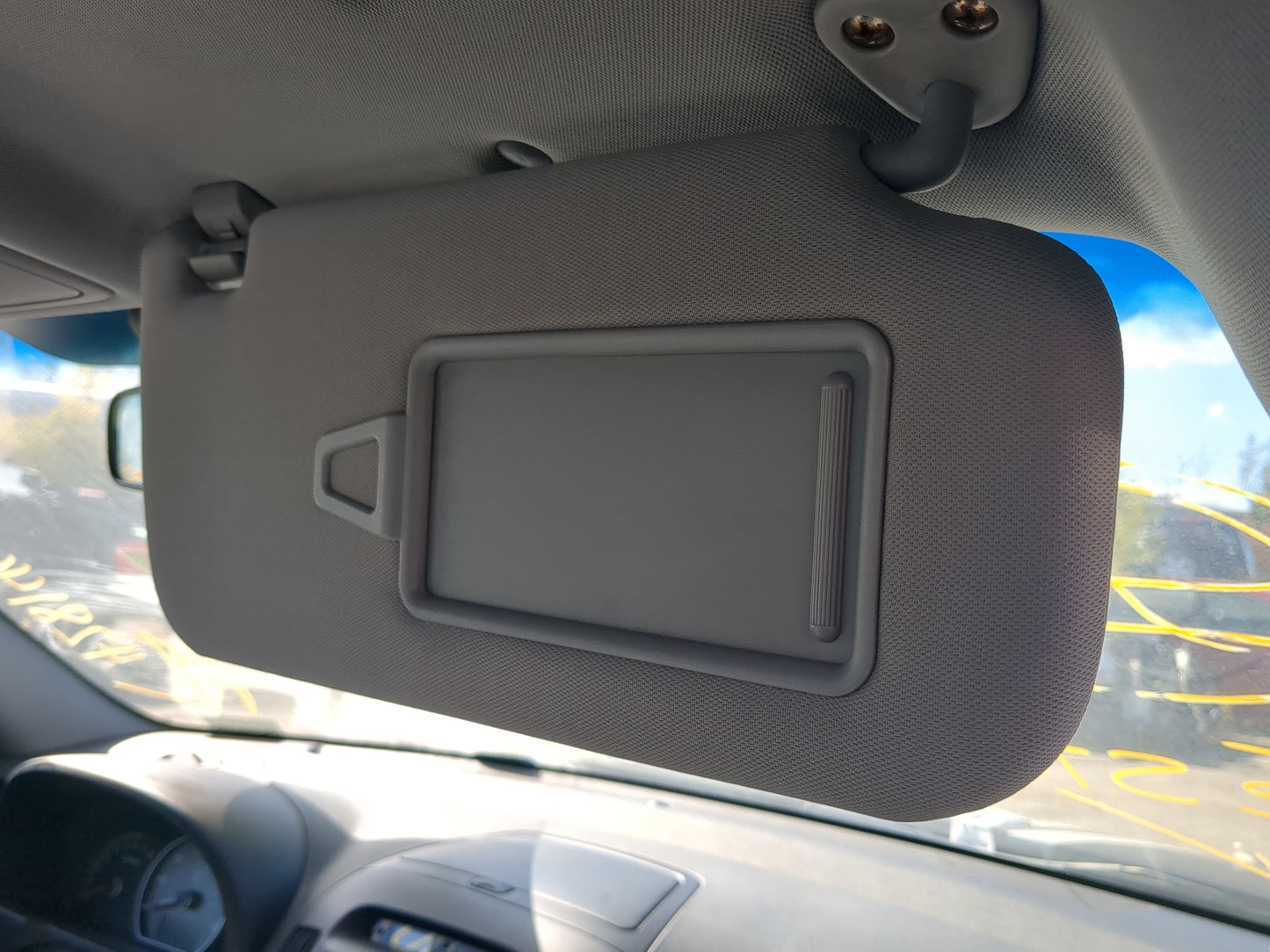 2007-2010 Hyundai Elantra Sun Visor Shade Replacement Passenger Right Mirror Fits Fits 2007 2008 2009 2010 OEM Used Auto Par