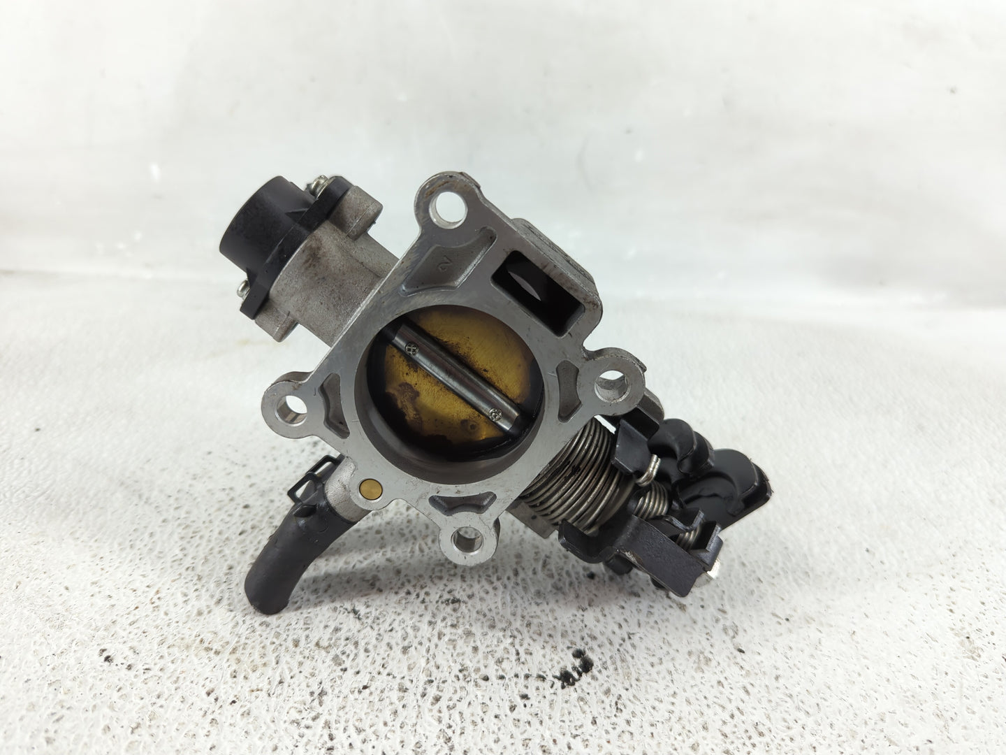 2007-2012 Hyundai Elantra Throttle Body P/N:35100-23950 Fits Fits 2007 2008 2009 2010 2011 2012 OEM Used Auto Parts - Oemuse