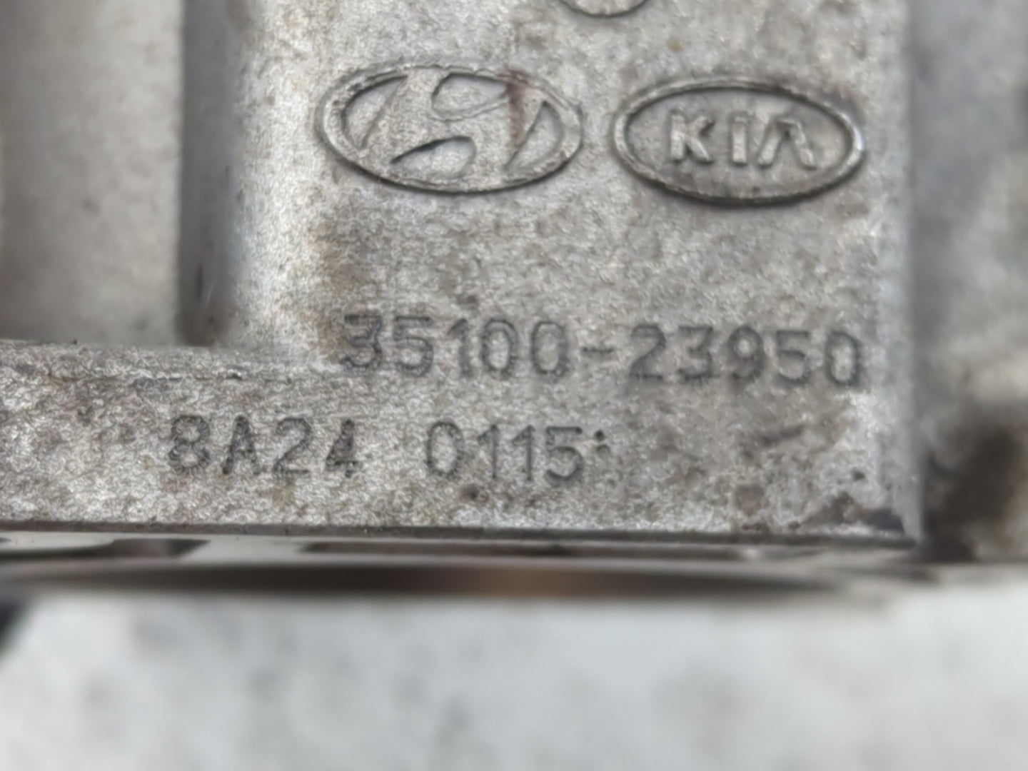 2007-2012 Hyundai Elantra Throttle Body P/N:35100-23950 Fits Fits 2007 2008 2009 2010 2011 2012 OEM Used Auto Parts - Oemuse