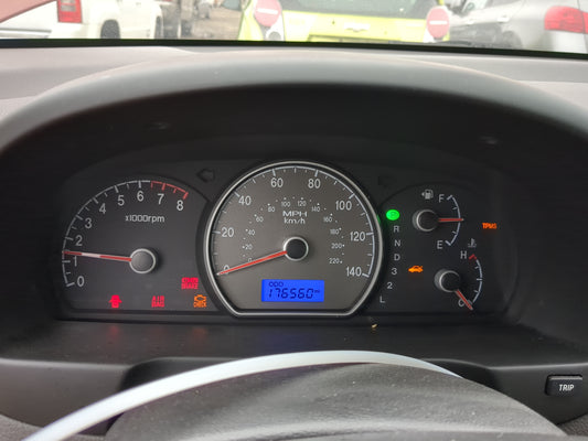 2007-2010 Hyundai Elantra Instrument Cluster Speedometer Gauges Fits Fits 2007 2008 2009 2010 OEM Used Auto Parts