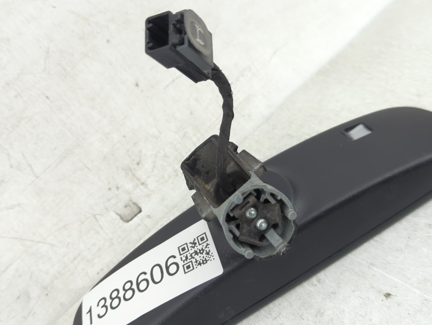2001-2012 Hyundai Elantra Interior Rear View Mirror Replacement OEM Fits OEM Used Auto Parts - Oemusedautoparts1.com