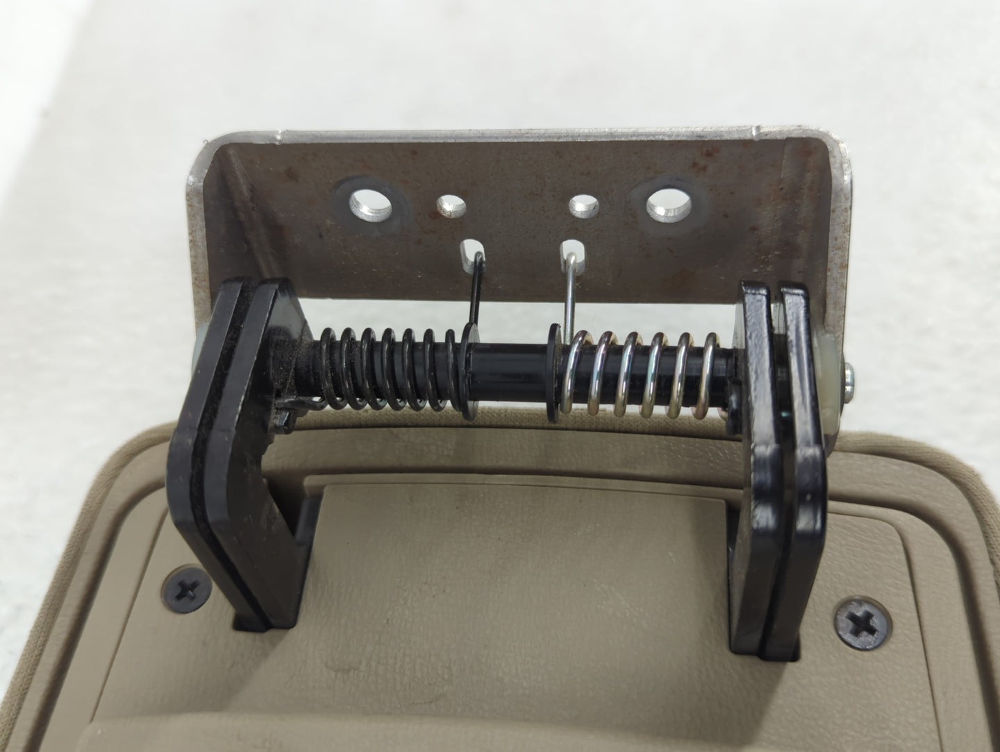 2008 Hyundai Elantra Center Console Armrest Cover Lid Fits OEM Used Auto Parts - Oemusedautoparts1.com