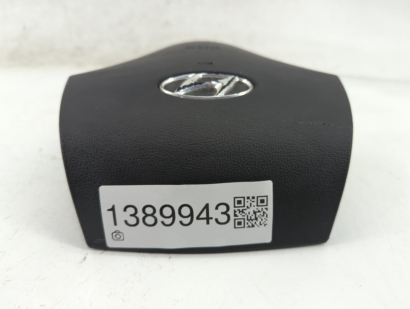 2008 Hyundai Elantra Air Bag Driver Left Steering Wheel Mounted Fits OEM Used Auto Parts - Oemusedautoparts1.com