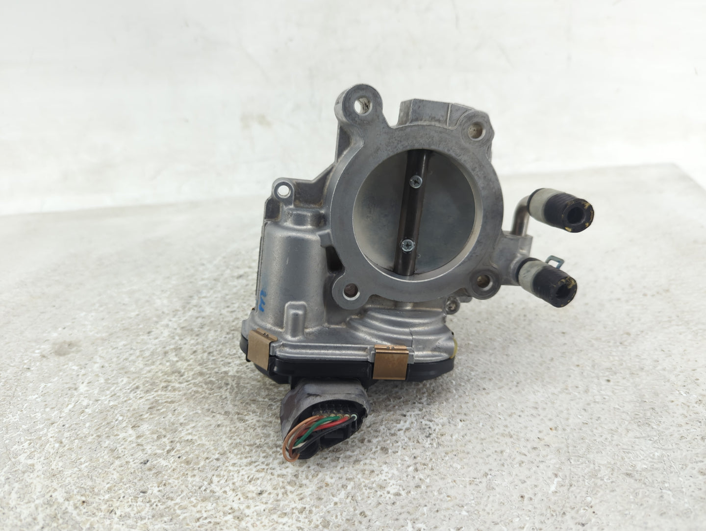 2007-2012 Hyundai Elantra Throttle Body P/N:6RA60 Fits Fits 2007 2008 2009 2010 2011 2012 OEM Used Auto Parts - Oemusedautop