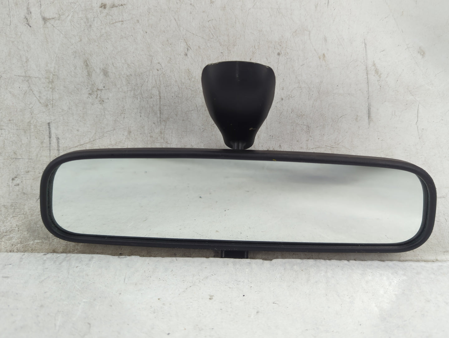 2001-2012 Hyundai Elantra Interior Rear View Mirror Replacement OEM Fits OEM Used Auto Parts - Oemusedautoparts1.com