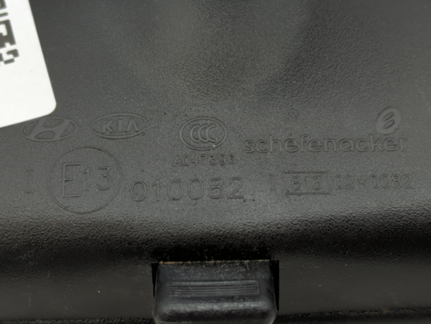 2001-2012 Hyundai Elantra Interior Rear View Mirror Replacement OEM P/N:E11026392 E13010082 Fits OEM Used Auto Parts - Oemus