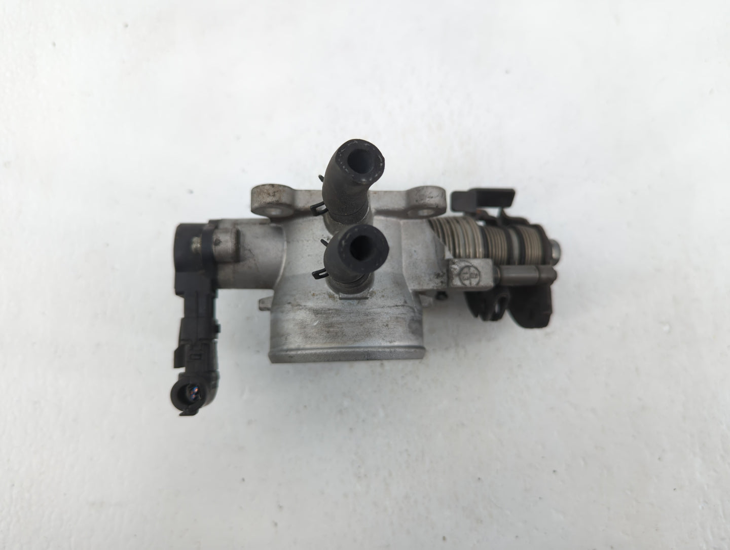 2007-2012 Hyundai Elantra Throttle Body P/N:35170-26910 55100-23950, 35100-23950 Fits Fits 2007 2008 2009 2010 2011 2012 OEM