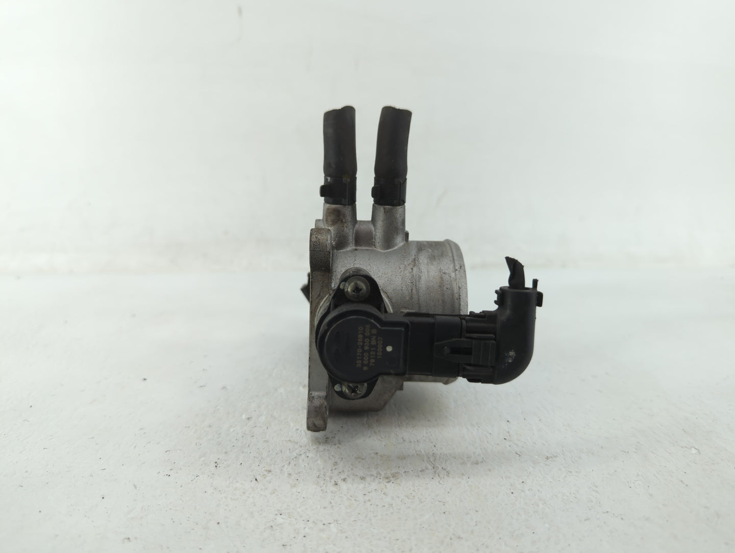2007-2012 Hyundai Elantra Throttle Body P/N:35170-26910 55100-23950, 35100-23950 Fits Fits 2007 2008 2009 2010 2011 2012 OEM