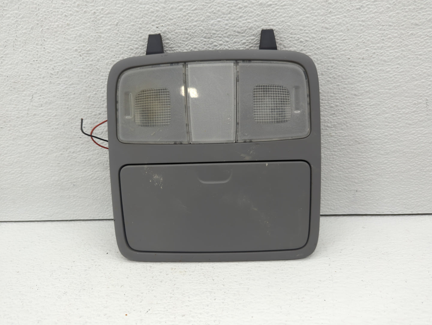 2008 Hyundai Elantra Overhead Roof Console Grey - Oemusedautoparts1.com