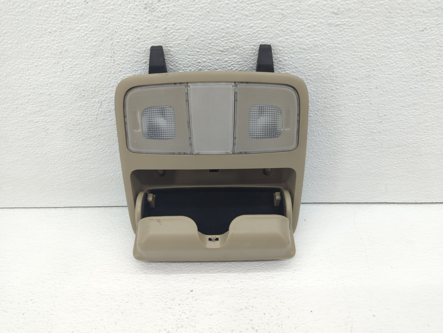 2008 Hyundai Elantra Overhead Roof Console - Oemusedautoparts1.com