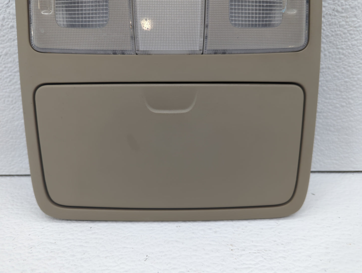 2008 Hyundai Elantra Overhead Roof Console - Oemusedautoparts1.com