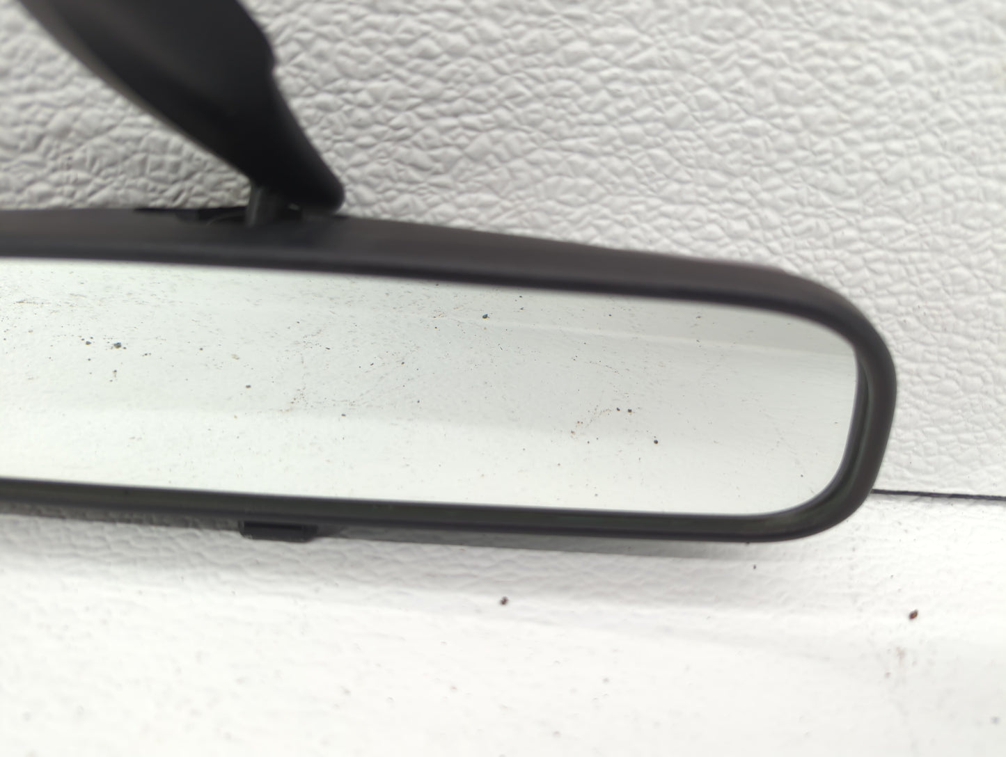 2001-2012 Hyundai Elantra Interior Rear View Mirror Replacement OEM P/N:E13010082 Fits OEM Used Auto Parts - Oemusedautopart