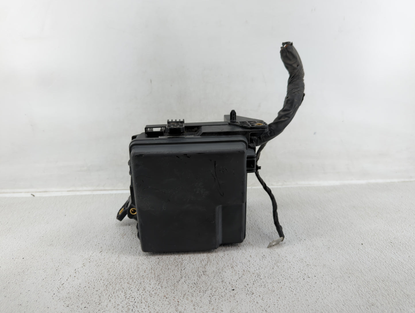 2008 Hyundai Elantra Fusebox Fuse Box Panel Relay Module Fits OEM Used Auto Parts - Oemusedautoparts1.com