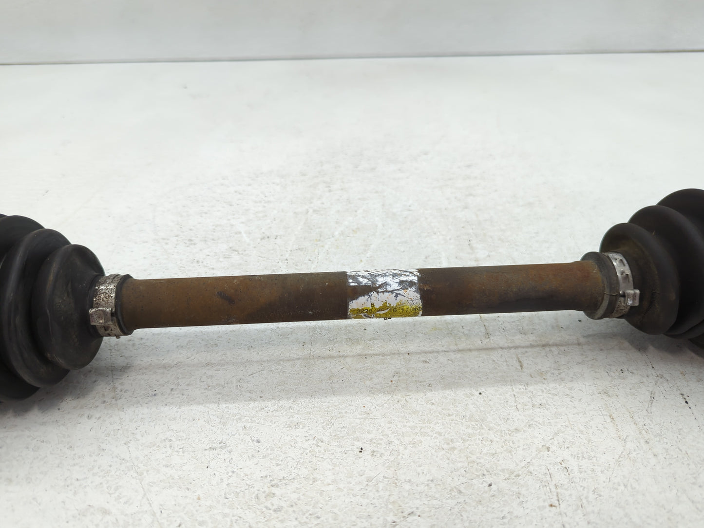 2007-2010 Hyundai Elantra Axle Shaft Front Driver Cv C/v - Oemusedautoparts1.com