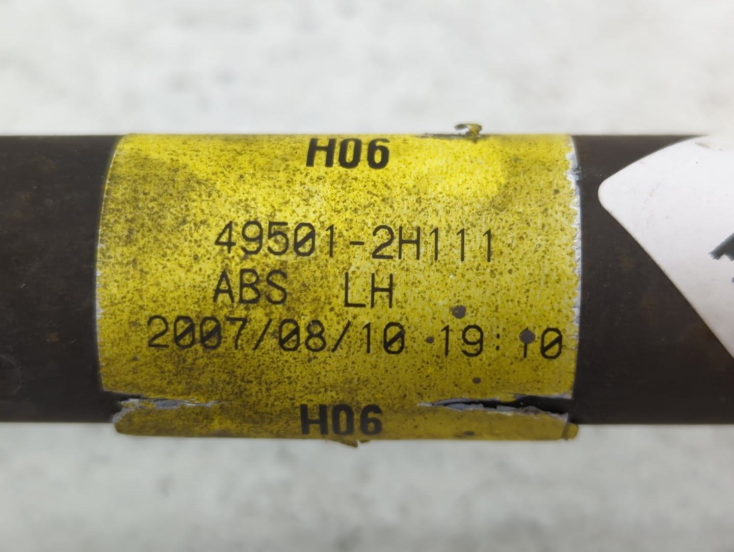 2007-2010 Hyundai Elantra Axle Shaft Front Driver Cv C/v - Oemusedautoparts1.com