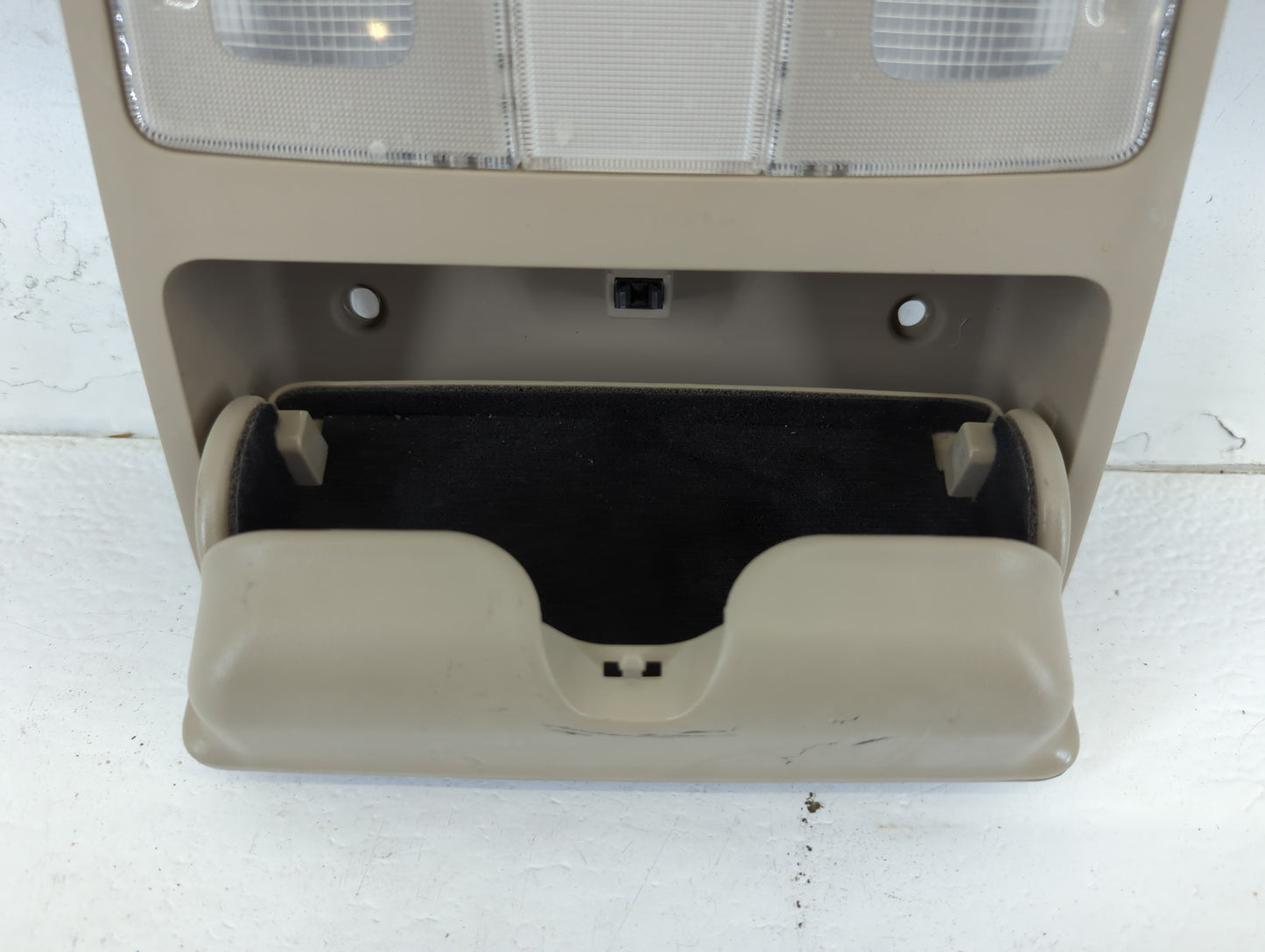 2008 Hyundai Elantra Overhead Roof Console - Oemusedautoparts1.com