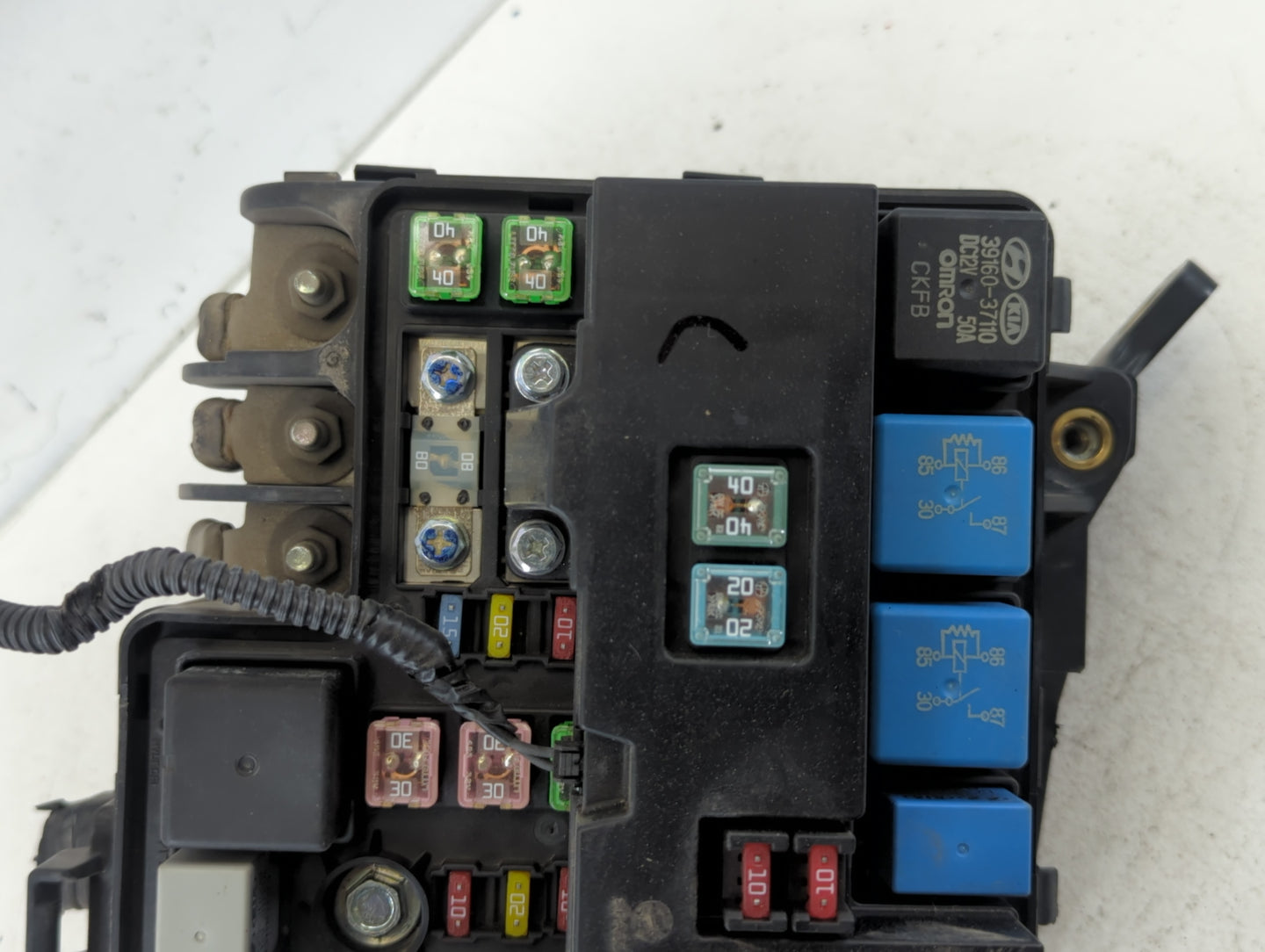 2007-2009 Hyundai Elantra Fusebox Fuse Box Panel Relay Module P/N:91950-2H020 Fits Fits 2007 2008 2009 OEM Used Auto Parts -