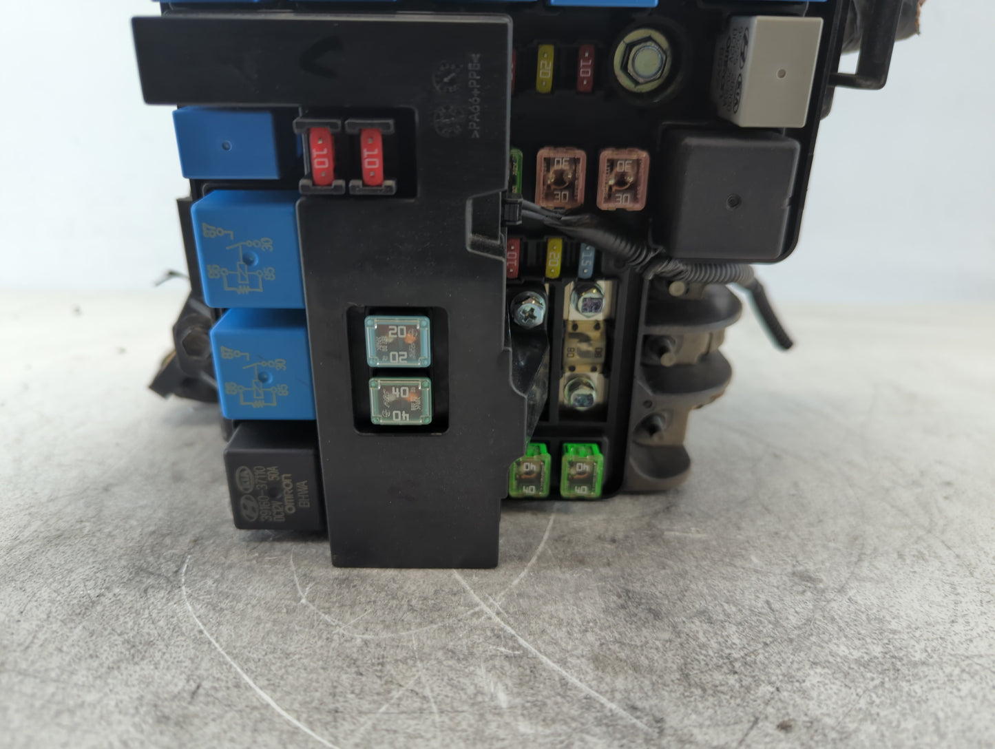 2007-2009 Hyundai Elantra Fusebox Fuse Box Panel Relay Module P/N:91950-2H020 Fits Fits 2007 2008 2009 OEM Used Auto Parts -