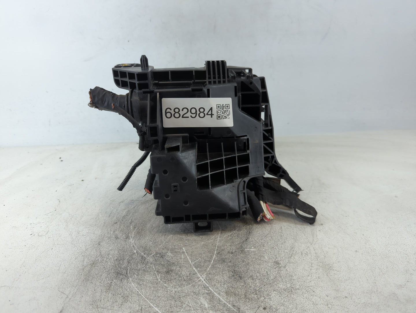 2007-2009 Hyundai Elantra Fusebox Fuse Box Panel Relay Module P/N:91950-2H020 Fits Fits 2007 2008 2009 OEM Used Auto Parts -