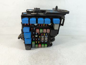 2007-2009 Hyundai Elantra Fusebox Fuse Box Panel Relay Module P/N:2H030 PP-T30 Fits Fits 2007 2008 2009 OEM Used Auto Parts
