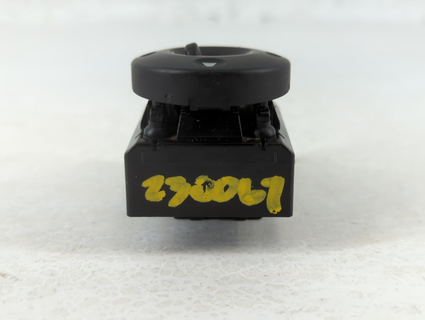 2007-2010 Hyundai Elantra Master Power Window Switch Replacement Driver Side Left Fits Fits 2007 2008 2009 2010 OEM Used Aut