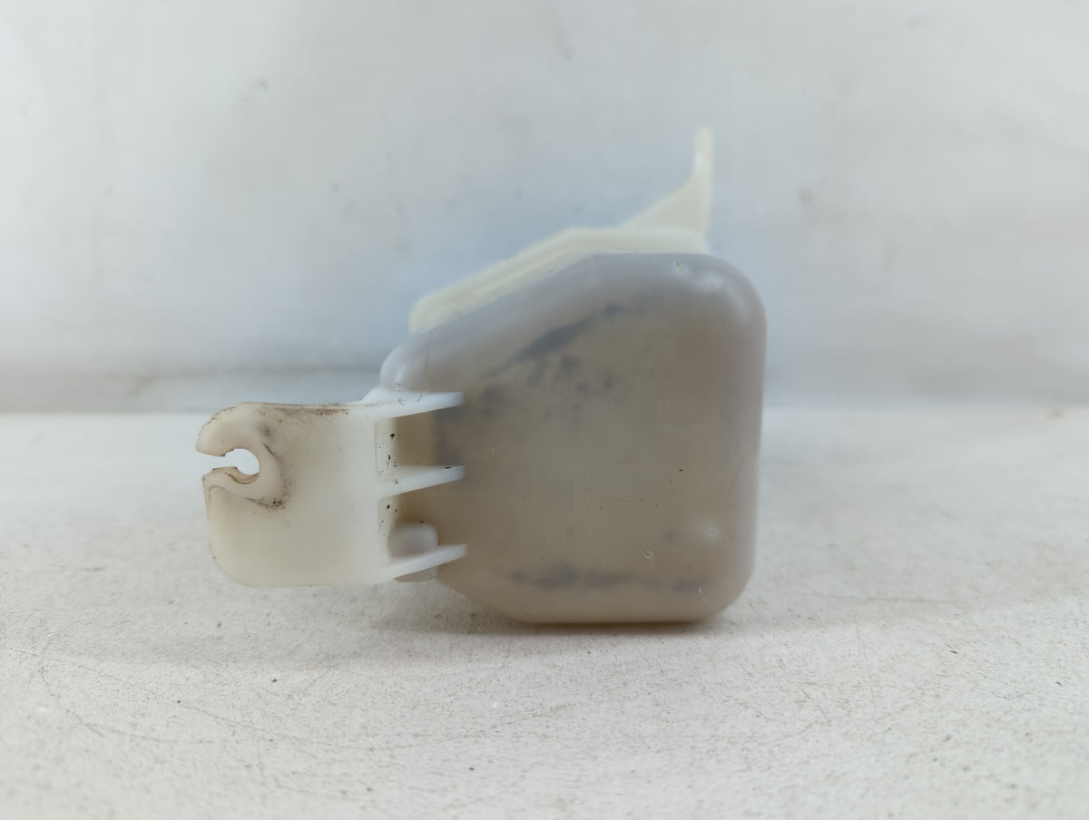 2007-2010 Hyundai Elantra Radiator Coolant Overflow Expansion Tank Bottle - Oemusedautoparts1.com