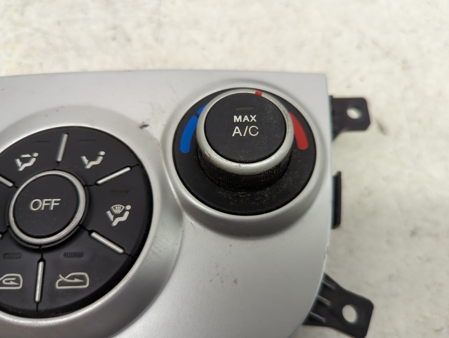 2007-2009 Hyundai Santa Fe Climate Control Module Temperature AC/Heater Replacement Fits Fits 2007 2008 2009 OEM Used Auto P