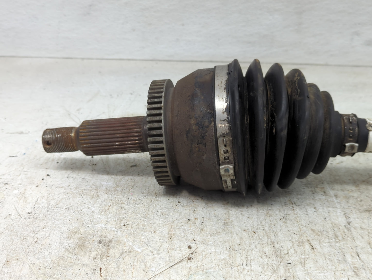 2007-2008 Hyundai Santa Fe Axle Shaft Front Driver Cv C/v - Oemusedautoparts1.com