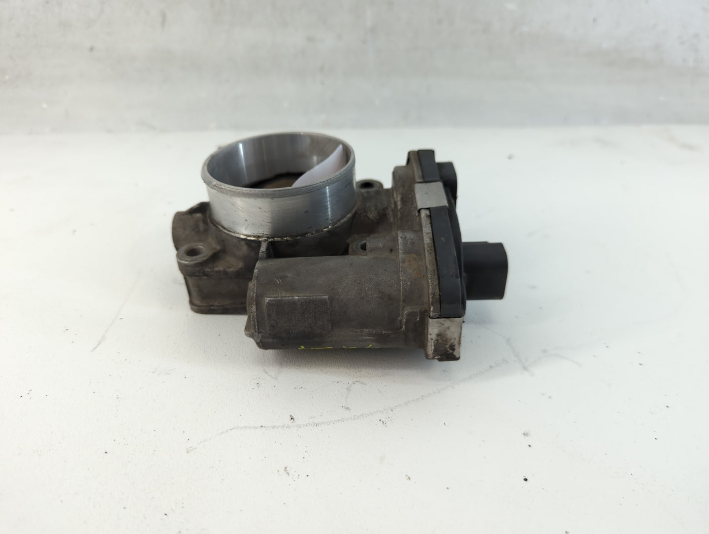2007-2009 Hyundai Santa Fe Throttle Body P/N:AA668AA4551C Fits Fits 2006 2007 2008 2009 2010 2011 2012 OEM Used Auto Parts -