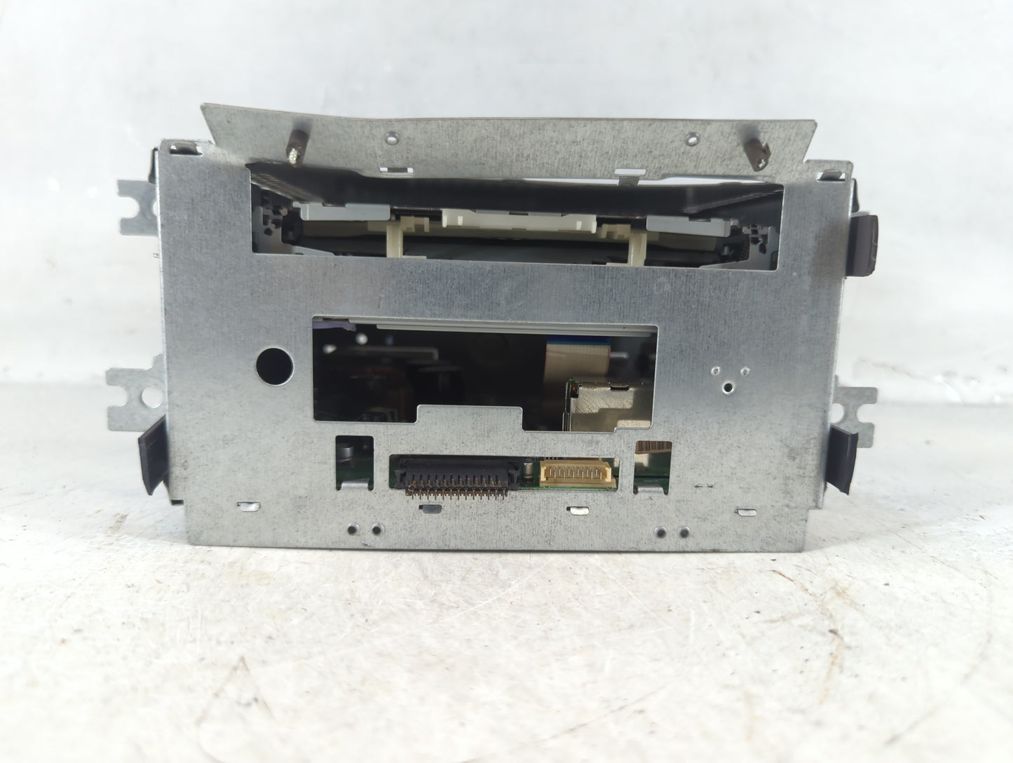 2008 Hyundai Sonata Radio AM FM Cd Player Receiver Replacement P/N:P7HBF-18C869-BF 96180-0A600QZ Fits OEM Used Auto Parts - 